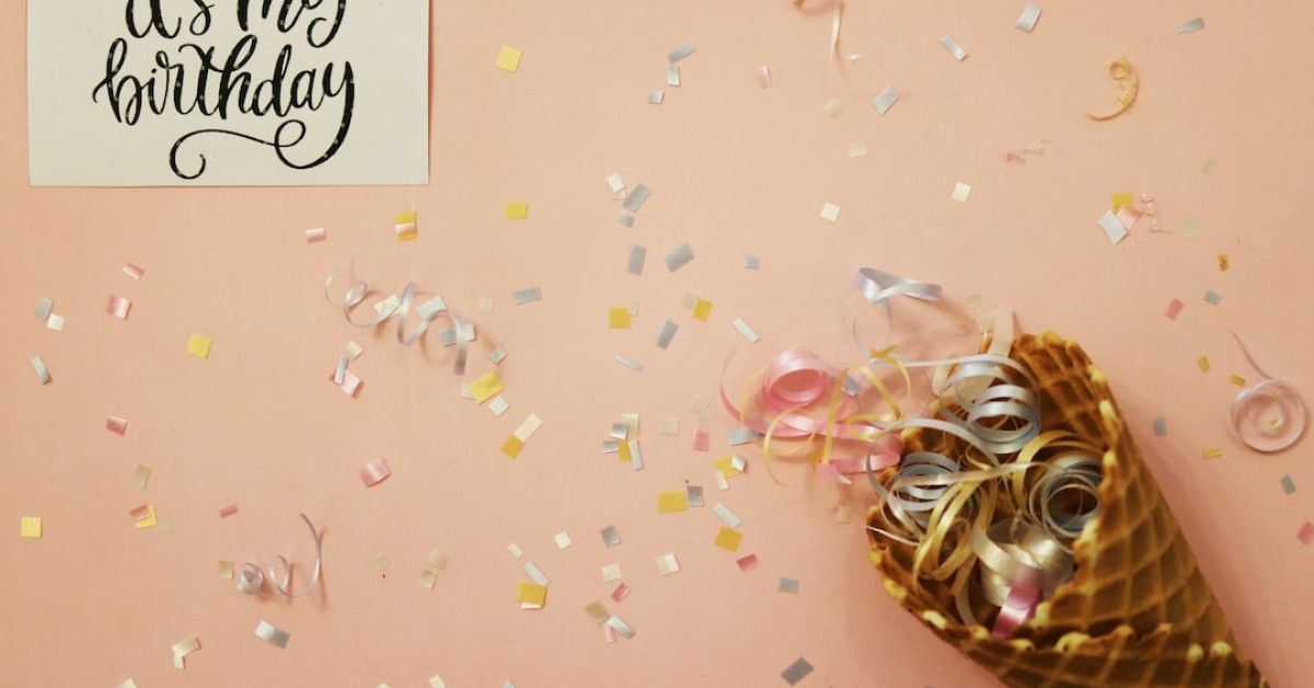 10 Heartfelt Birthday Paragraphs for Your Best Friend - Captivating Wishes to Share on their Special Day