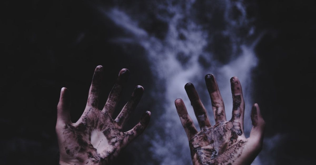 The Best Halloween Sayings to Creep and Cackle Your Way Through the Spookiest Season